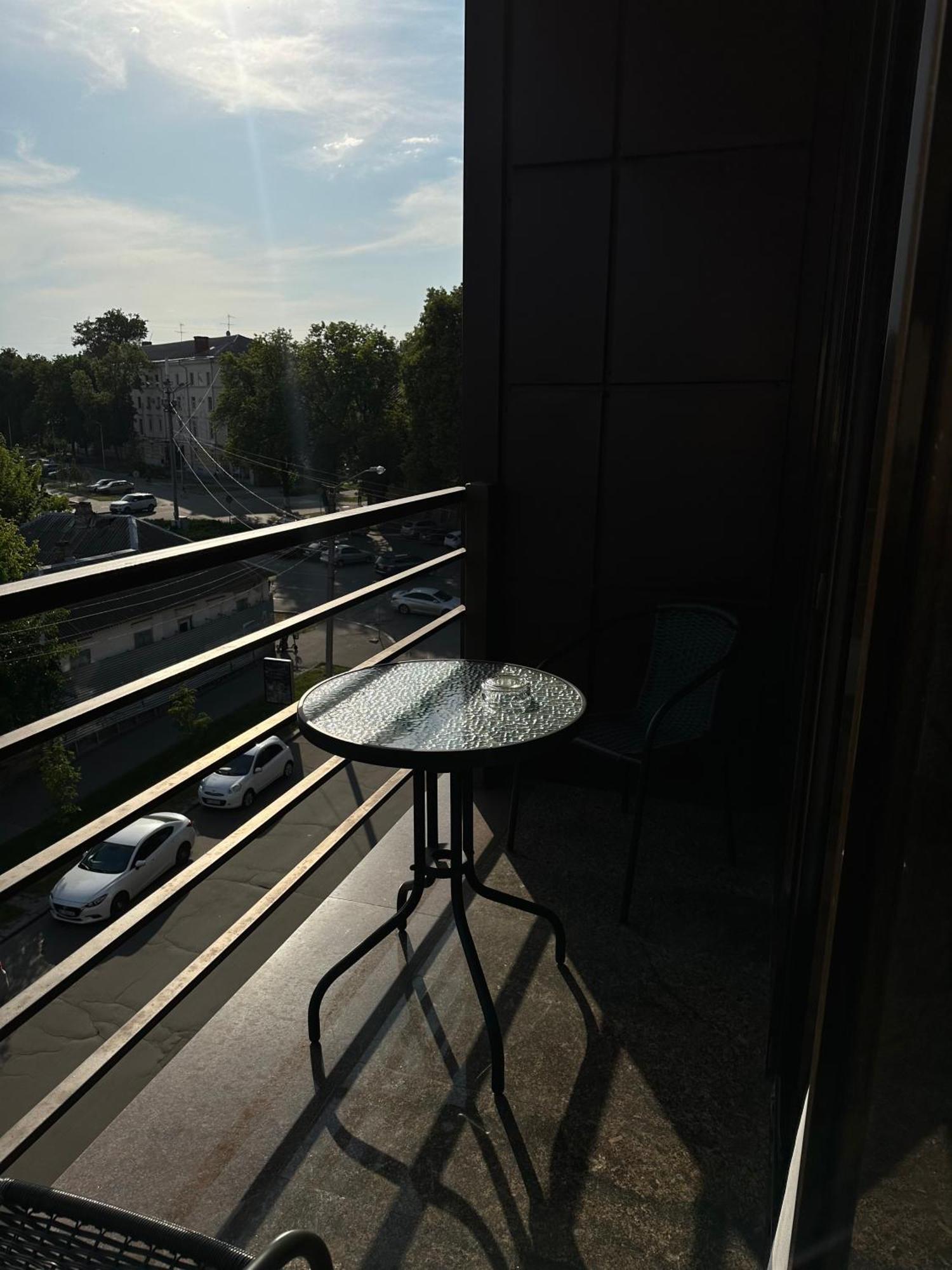 Hotel Atmosphere Πολτάβα Εξωτερικό φωτογραφία
