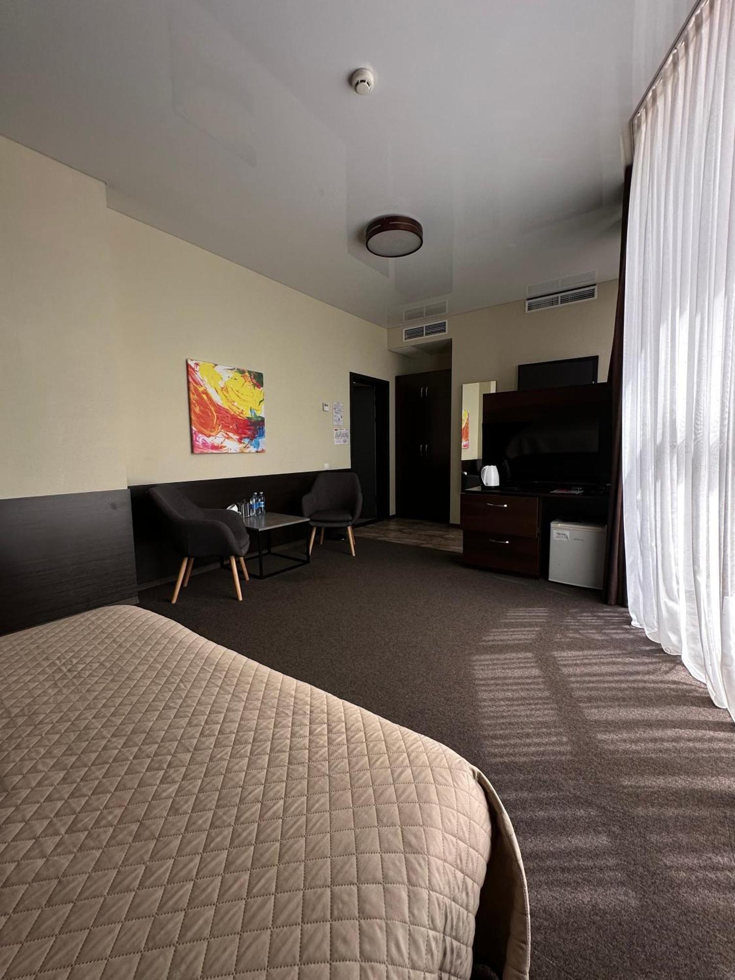 Hotel Atmosphere Πολτάβα Εξωτερικό φωτογραφία