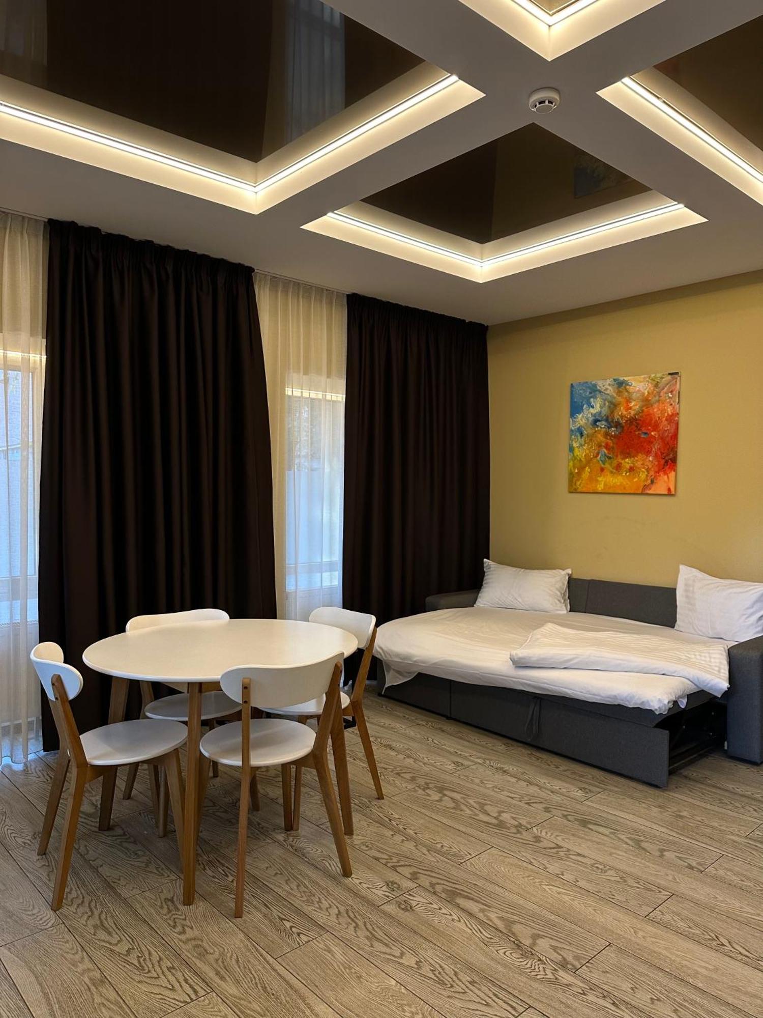 Hotel Atmosphere Πολτάβα Εξωτερικό φωτογραφία
