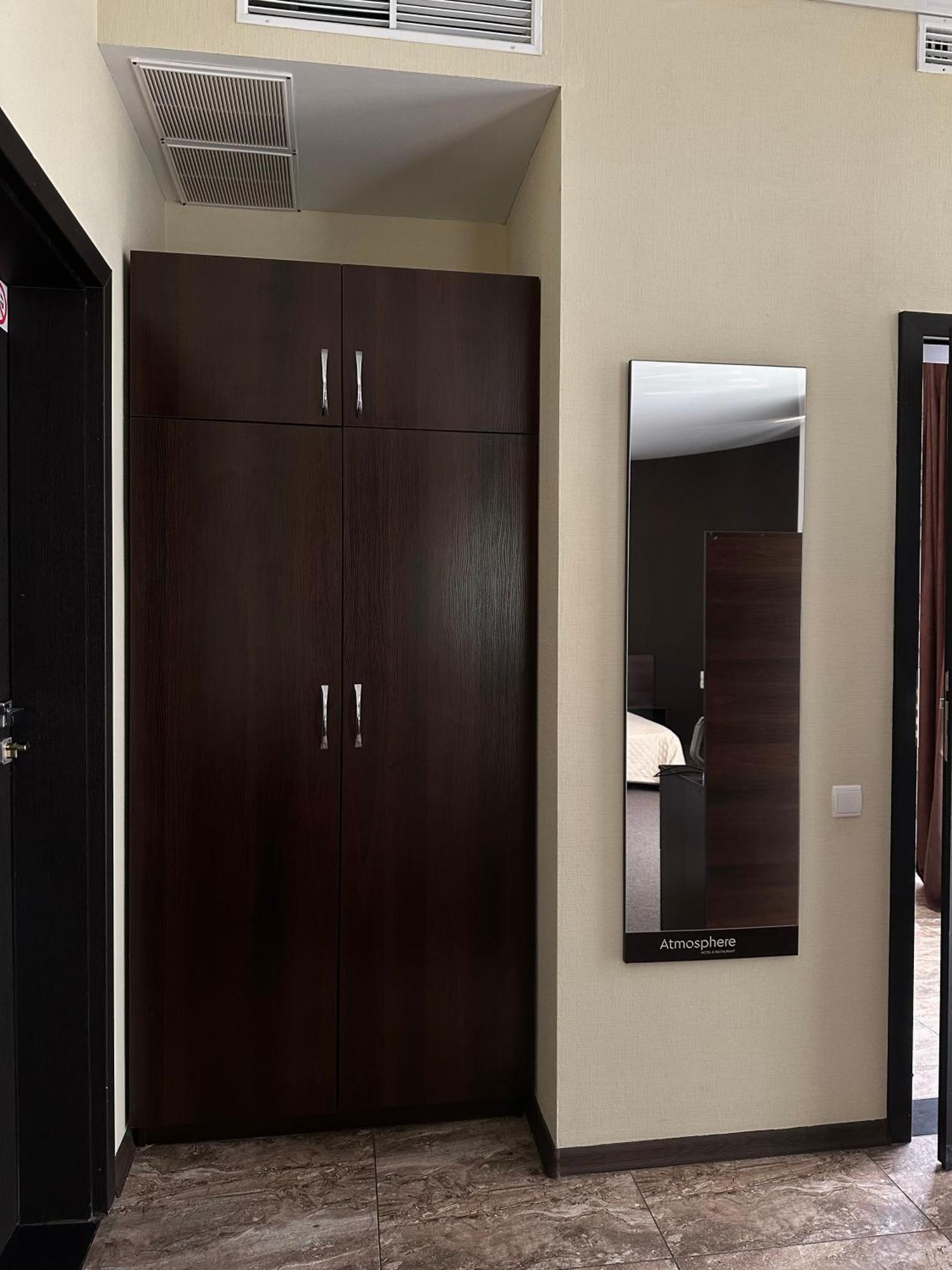 Hotel Atmosphere Πολτάβα Εξωτερικό φωτογραφία